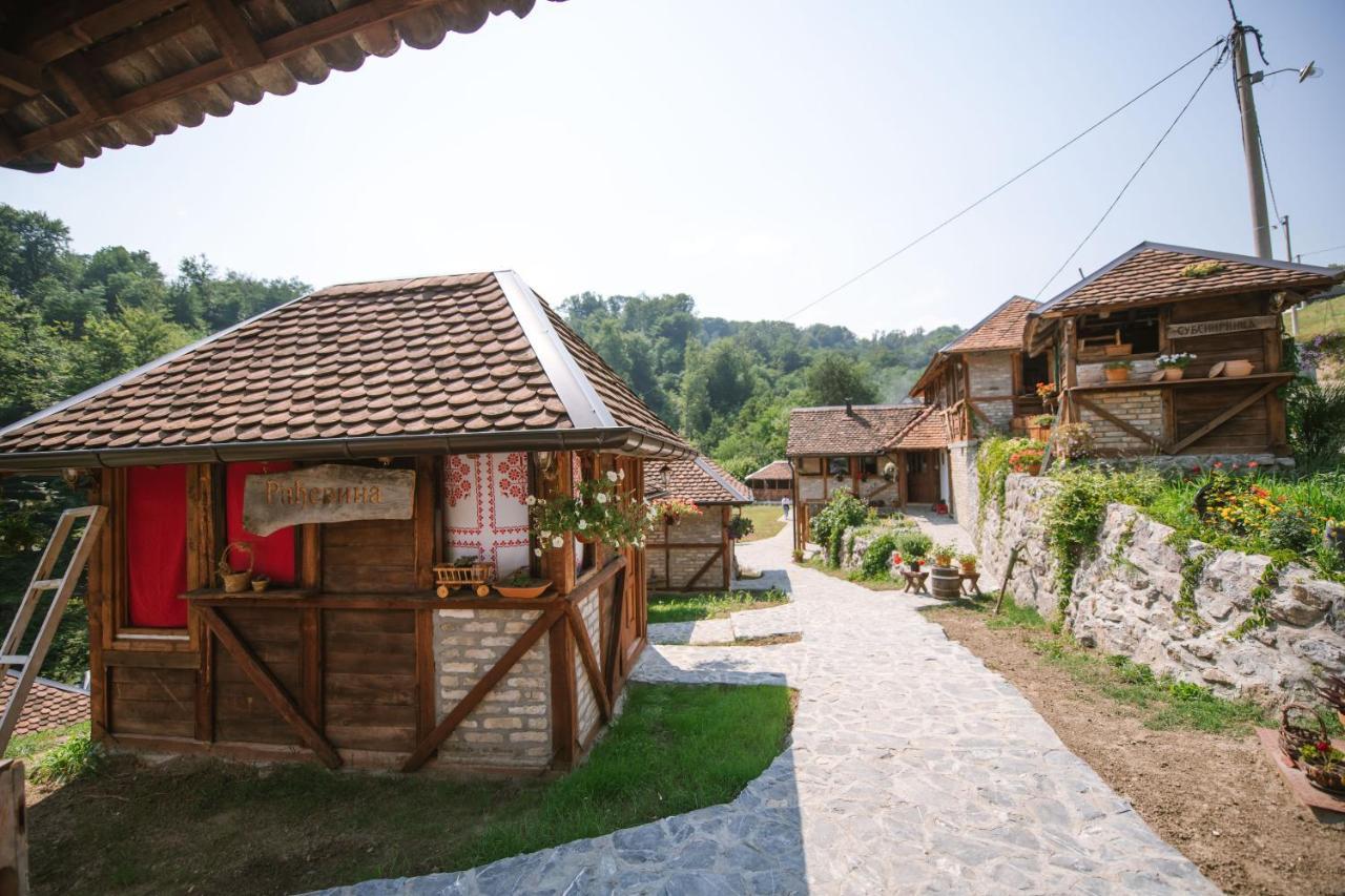 Konak Dobri Potok Krupanj Buitenkant foto