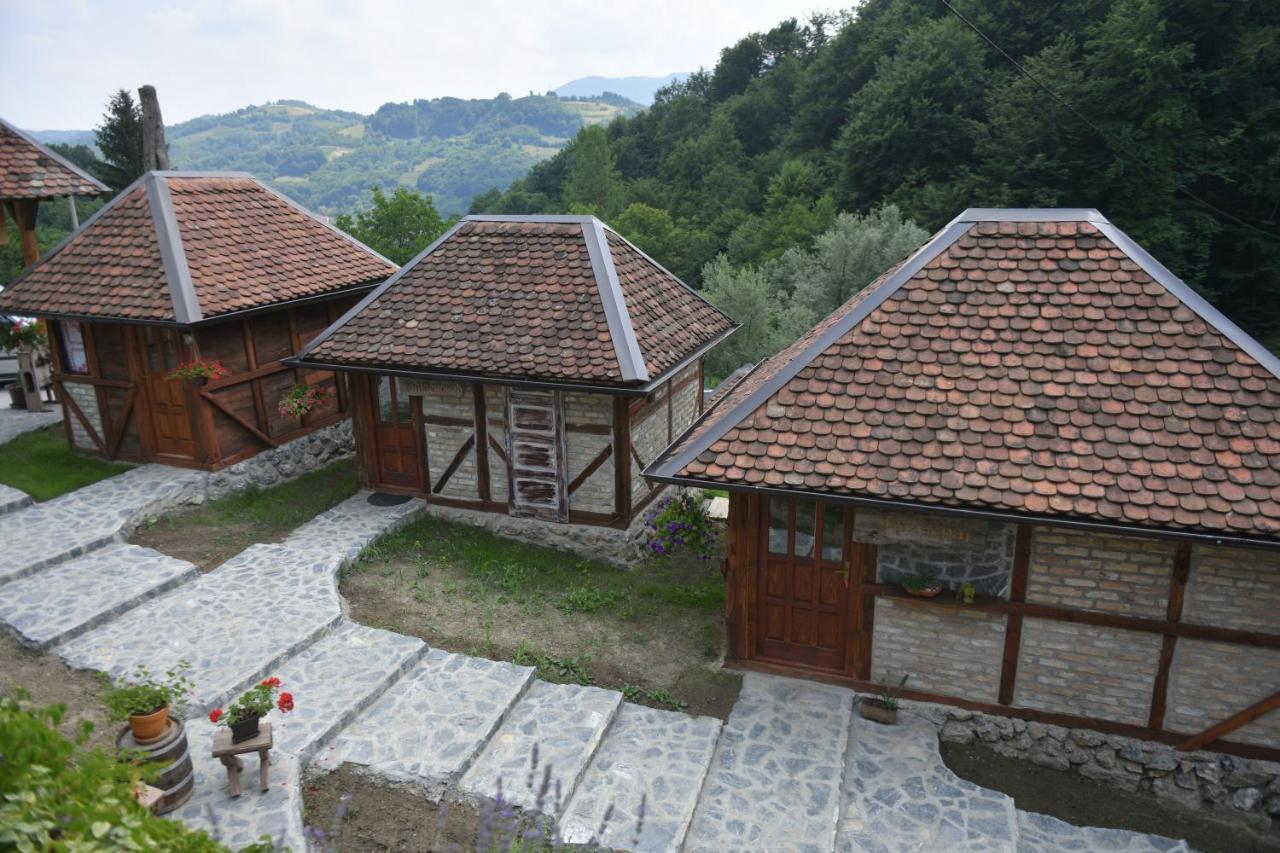Konak Dobri Potok Krupanj Buitenkant foto