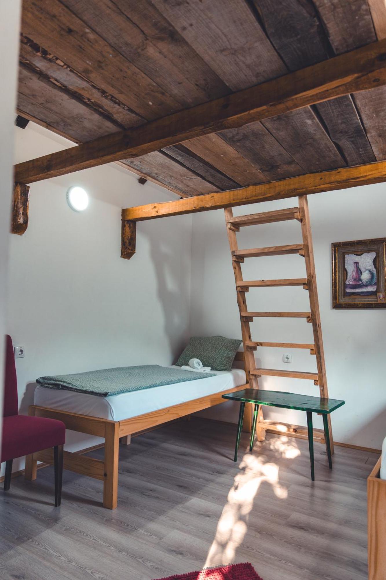Konak Dobri Potok Krupanj Buitenkant foto