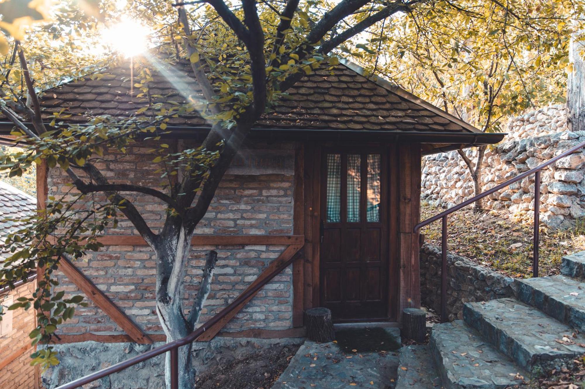 Konak Dobri Potok Krupanj Buitenkant foto