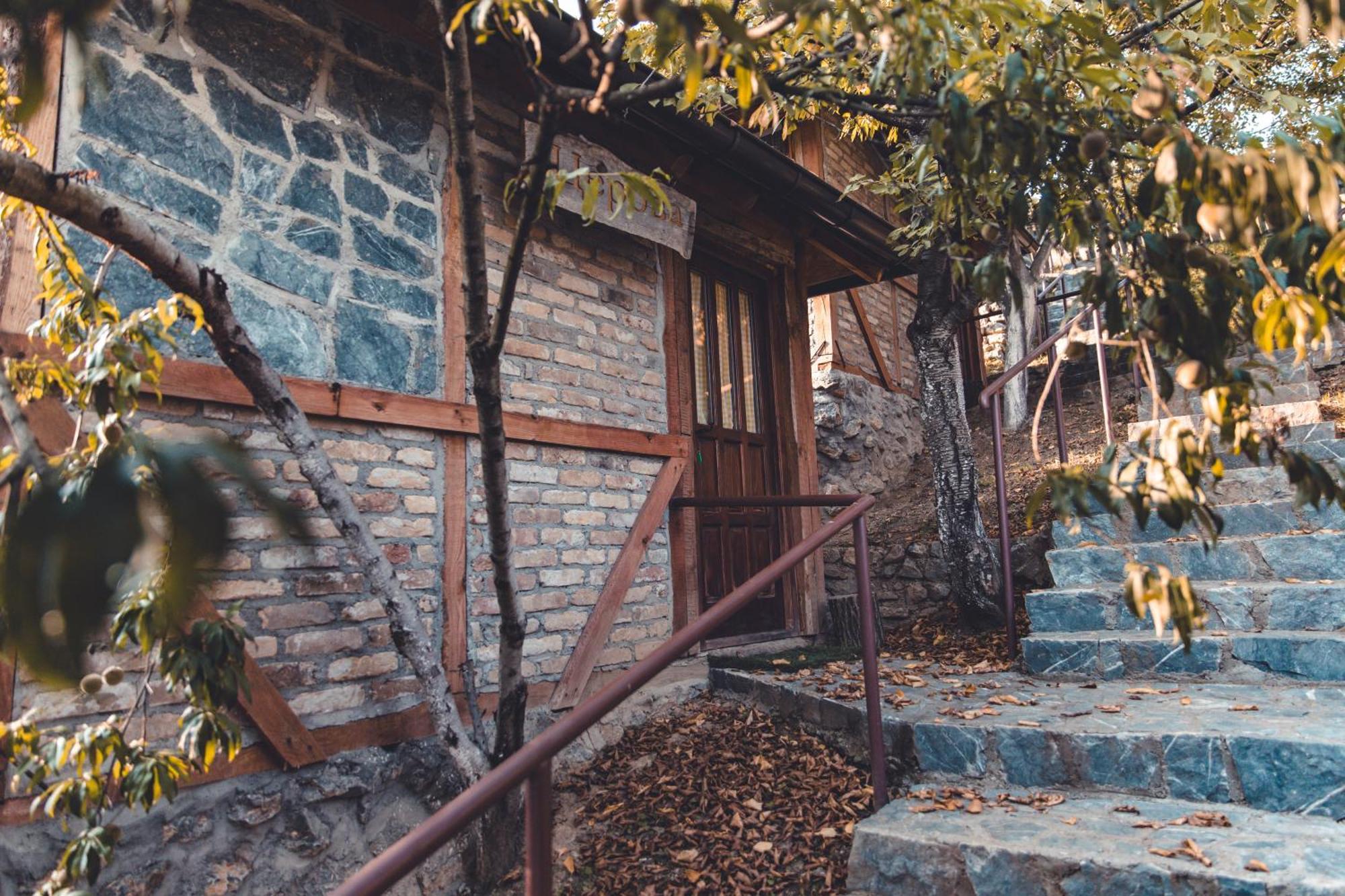 Konak Dobri Potok Krupanj Buitenkant foto